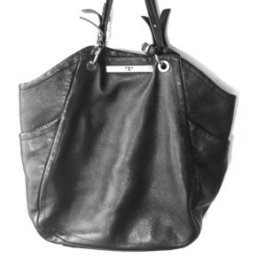Tory Burch tote in black 💜